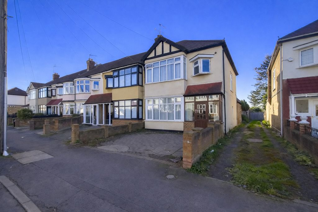 Photo 15- click for photo gallery